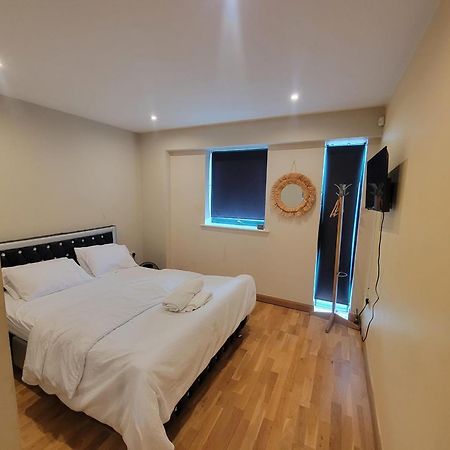 בראדפורד 2 Bedrooms, 2 Bathrooms Stunning Penthouse City View מראה חיצוני תמונה
