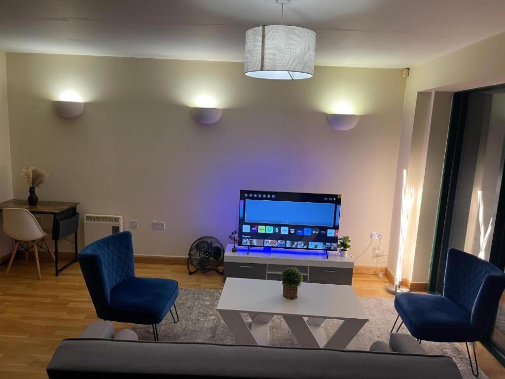 בראדפורד 2 Bedrooms, 2 Bathrooms Stunning Penthouse City View מראה חיצוני תמונה