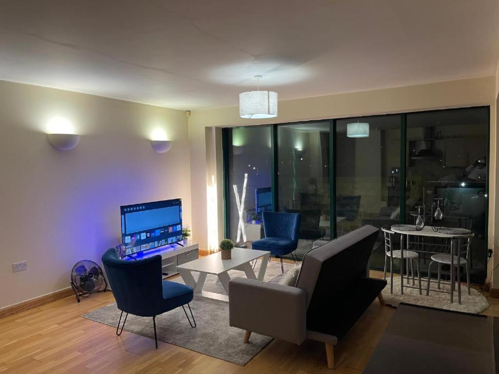 בראדפורד 2 Bedrooms, 2 Bathrooms Stunning Penthouse City View מראה חיצוני תמונה